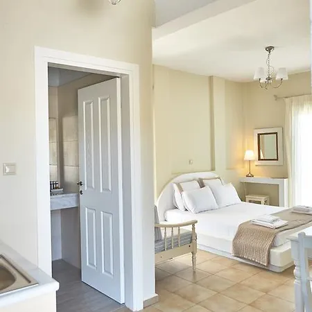 Aelia Apartment Agios Petros  Room photo