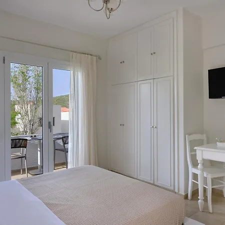 Aelia Apartment Agios Petros  Room photo